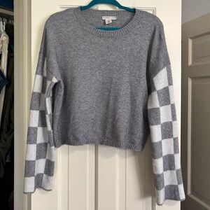 Sincerely Jules Gray Cropped Sweater | Checkered Sleeve Detail